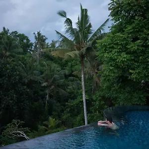 Aldeamento Turístico Tirta Arum, Ubud